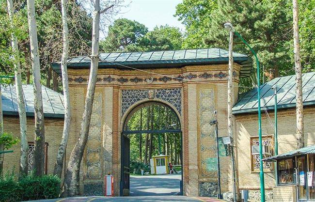 درب های ورودی به مجموعه کاخ های سعدآباد