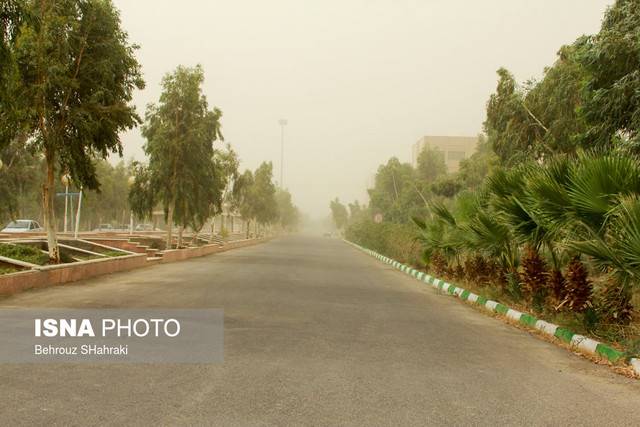 خیزش گرد و خاک در تهران و 9 استان دیگر/ بارش باران در 5 استان