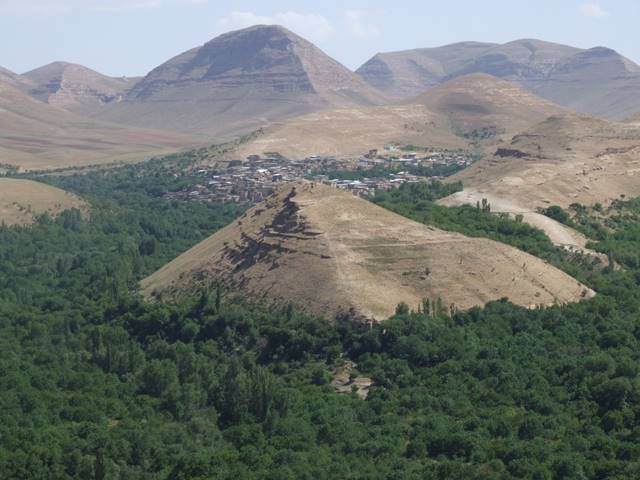 منطقه نمونه گردشگری پرندینه