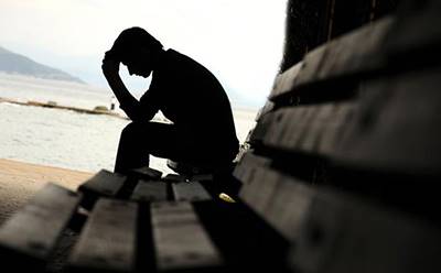 افسردگی چیست و چگونه می توان با آن مقابله کرد؟