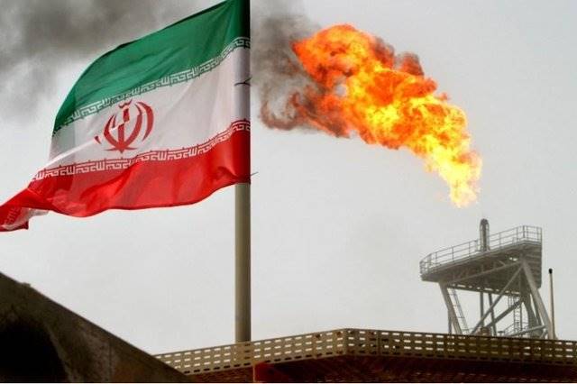 ادامه واردات نفت بزرگترین پالایشگاه ترکیه از ایران با وجود تحریم‌ها