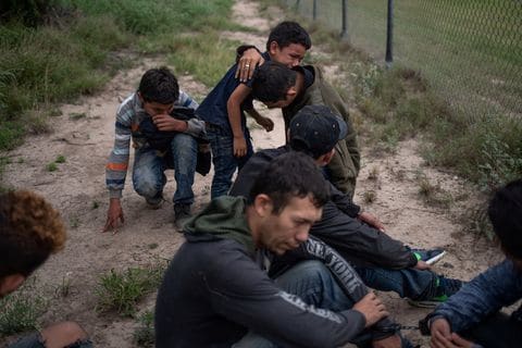 711 کودک مهاجر همچنان در بازداشت هستند
