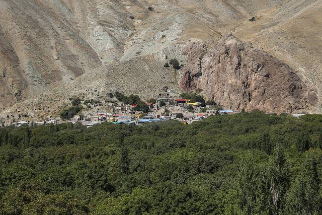 از ناتوانی کشاورزان در پرداخت بدهی‌ها تا سرانه پایین درمانی در فیروزکوه