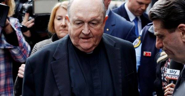 استعفای اسقف مجرم در پرونده مخفی کردن سوء استفاه جنسی از کودکان پذیرفته شد