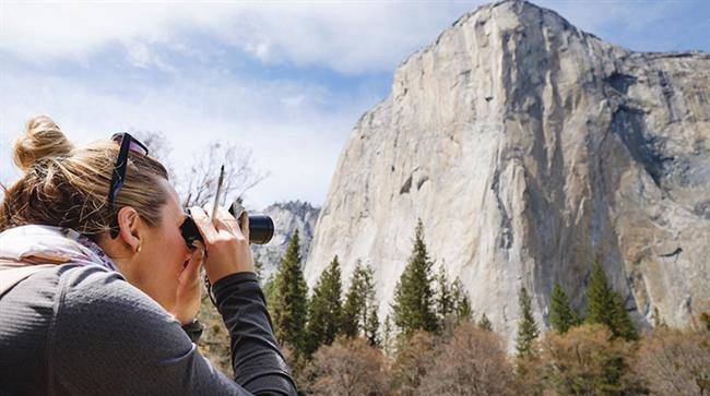 ال کاپیتان در پارک ملی یوسمتی (el capitan at yosemite national park)