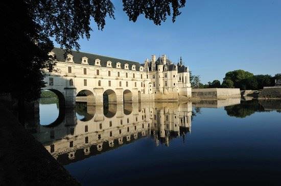 کاخ افسانه ایChateau de Chenonceau در فرانسه