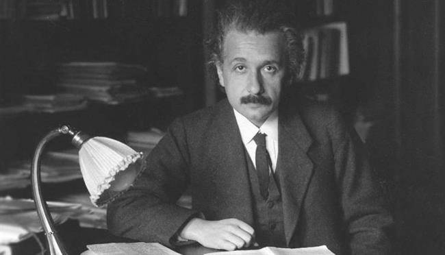 20 نقل قول از اینشتین که طرزتفکر شما را تغییر می‌دهد