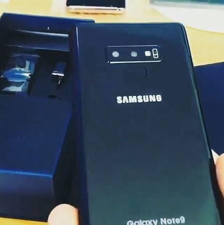 آنباکسینگ گلکسی نوت 9 (Galaxy Note 9)