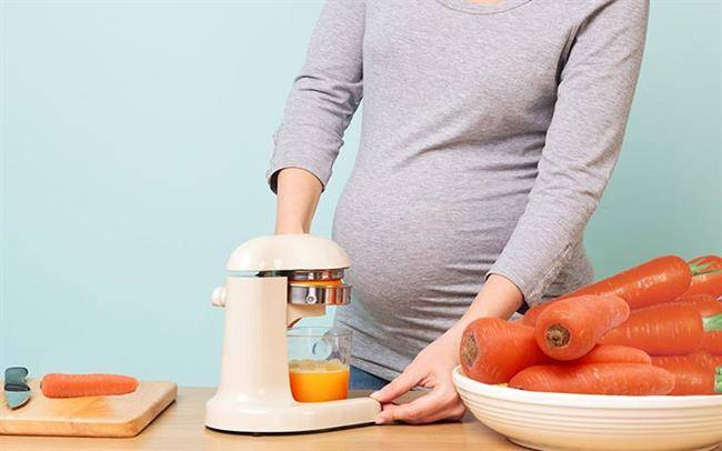 آب هویج - آب هویج به سلامت مادر و جنین کمک می‌کند