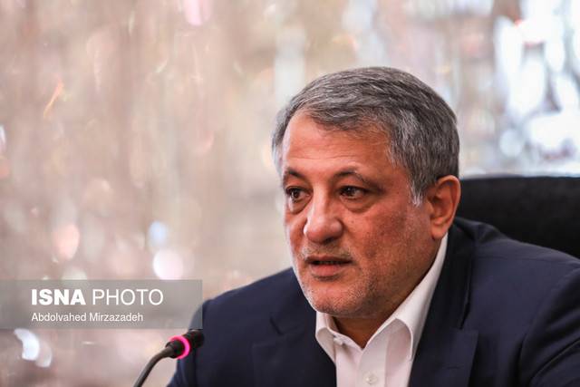 درخواست هاشمی از رسانه‌ها در مورد ماندن یا رفتن "افشانی"