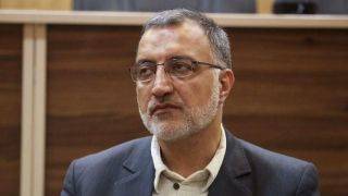 زاکانی: حسین فریدون قبل از دفاع از دکترا "پاسخگوی دخالتش در حوزه بانکی" باشد