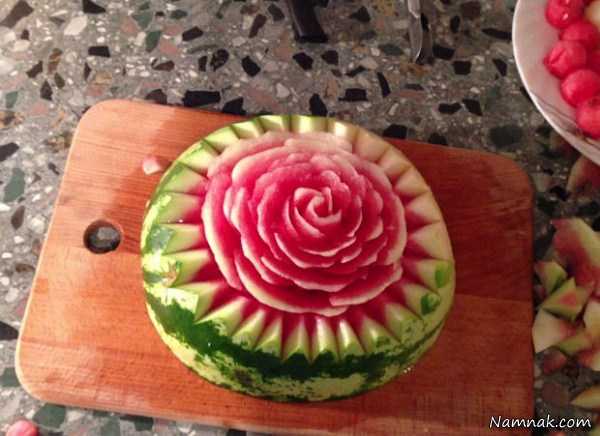 آموزش تزیین هندوانه شب یلدا با تصویر آموزش تزیین هندوانه شب یلدا