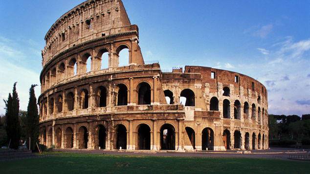 5 بعدازظهر، The Colosseum