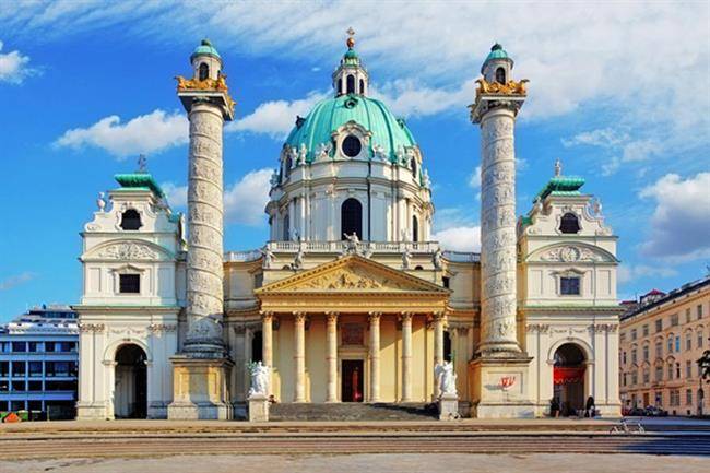 کلیسای کارلسکیرش(Karlskirche)