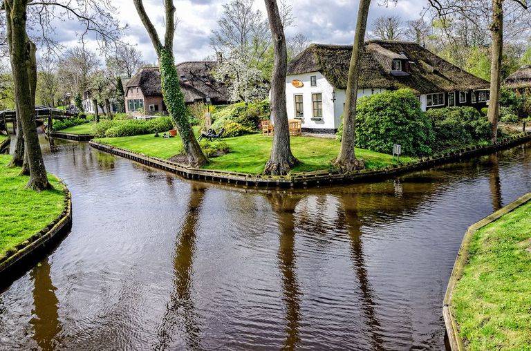 گیتورن دهکده ای بدون جاده در هلند