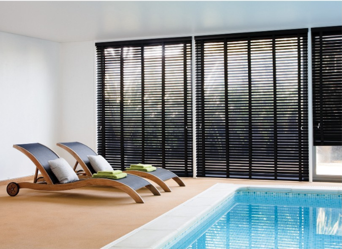 کرکره های ونیزی  Venetian Blinds