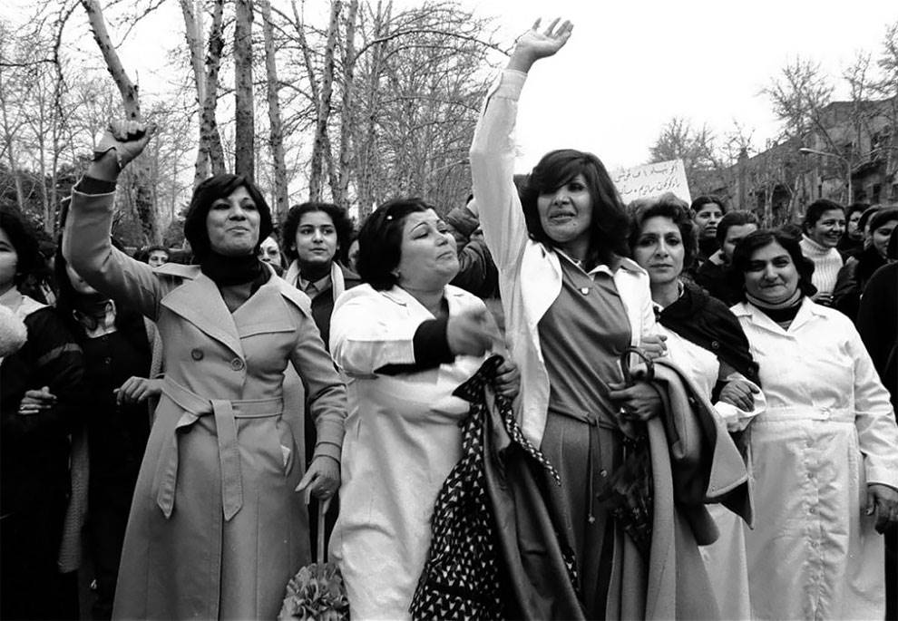 تصاویر کمتر دیده شده از اعتراض زنان به حجاب در ایران