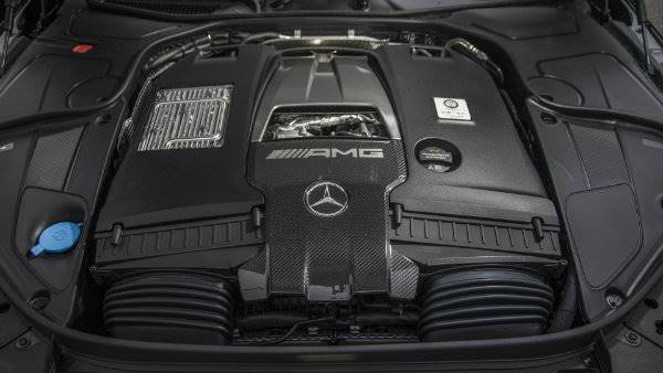 2018-mercedes-amg-s65-review (5)