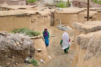 سرعت تبدیل روستاها به شهر در فارس نگران‌کننده است