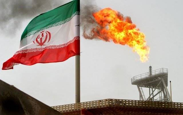 افزایش 5 دلاری قیمت نفت ایران همزمان با کاهش تولید