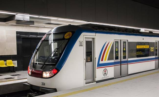 درخواست وزیر صنعت از رئیس شورای شهر برای انشعاب خط 7 مترو به نمایشگاه بین‌المللی