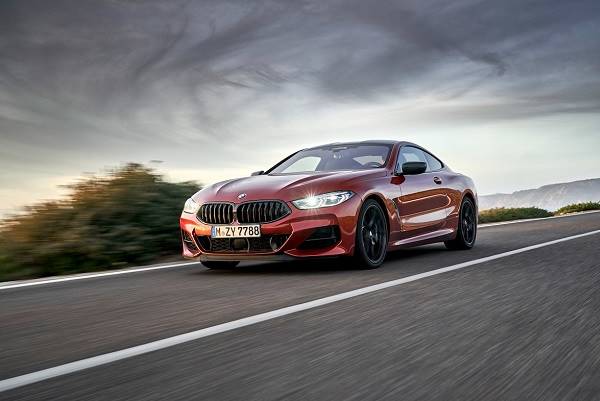 شمشیر خدایان در دستان باواریایی‌ها؛ نخستین تجربه رانندگی با BMW M850i 2019