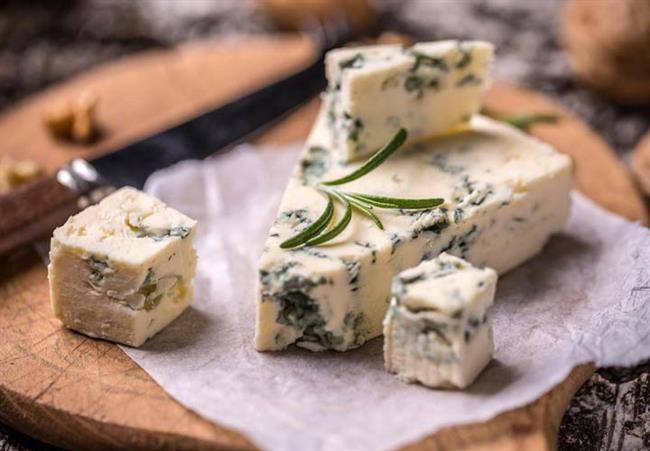 انواع پنیر - پنیر روگافورت (Roquefort)