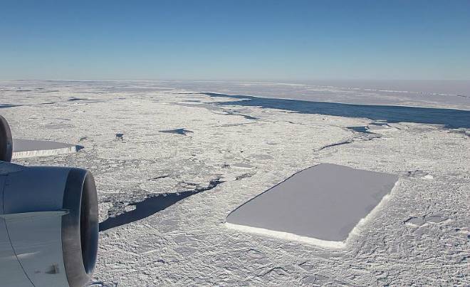 ناسا منشا کوه یخ مستطیلی شکل را مشخص کرد