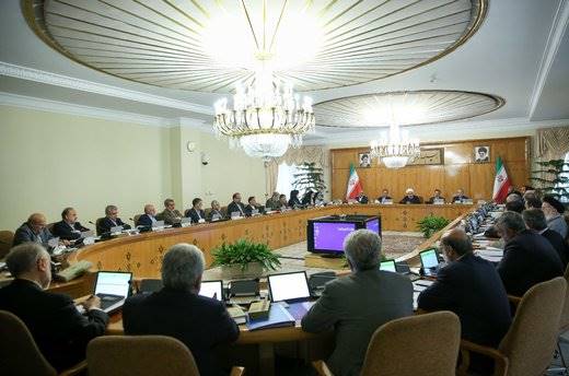 بررسی کلیات لایحه بودجه 98 در جلسه هیئت وزیران