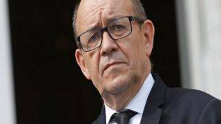 لودریان: ترامپ در امور داخلی فرانسه دخالت نکند