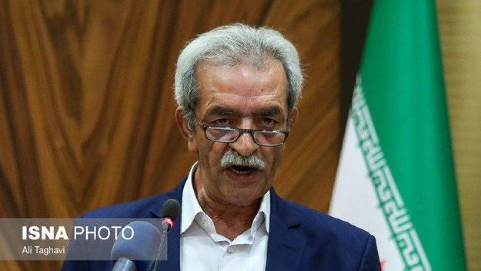 رییس اتاق بازرگانی: تا توانستیم به پای فعالان اقتصادی بند بستیم