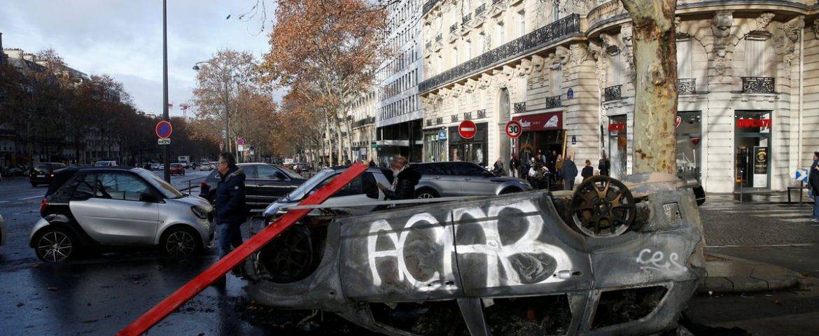 حال ناخوش این روزهای پاریس در شورش جلیقه زردها