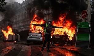 فرانسه آماده استفاده از سلاح‌های شیمیایی علیه معترضین