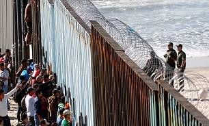 مخالفت دادگاه عالی آمریکا با درخواست ترامپ مبنی بر لغو صدور پناهندگی در مرزها