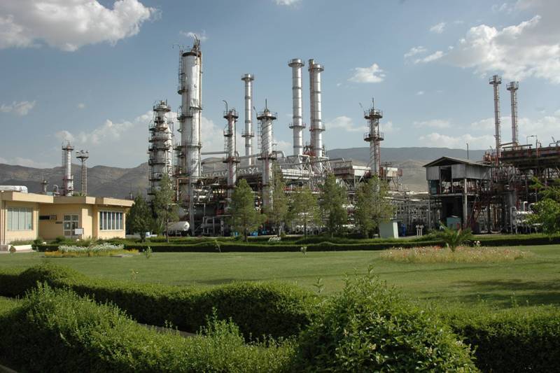 اوراق مشارکت ارزی و ریالی برای توسعه صنعت پتروشیمی منتشر می شود