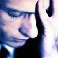 چرا احساس انزوای وجودی در مردان بیشتر است؟