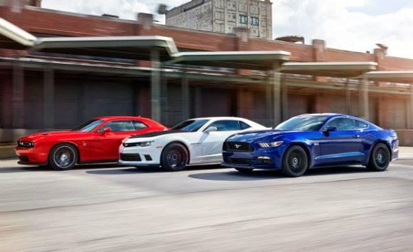 2015-ford-mustang-gt-vs-chevrolet-camaro-ss-1le-dodge-challenger-r-t-scat-pack-comparison-test-car-and-driver