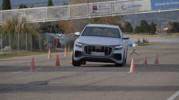 audi-q8-aces-moose-test-with-79-km-h-top-speed (4)