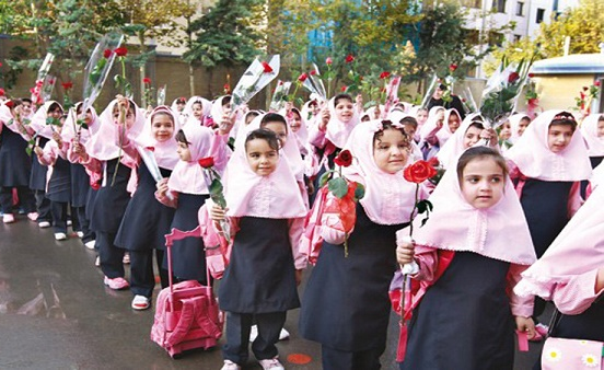 «نامه وقیحانه وزیر آموزش و پرورش درباره چادر» +سند