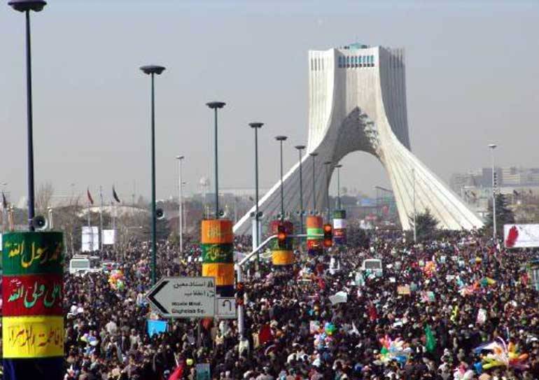 توصیه‌های ترافیکی پلیس راهور ناجا به راهپیمایان یوم‌الله 22 بهمن