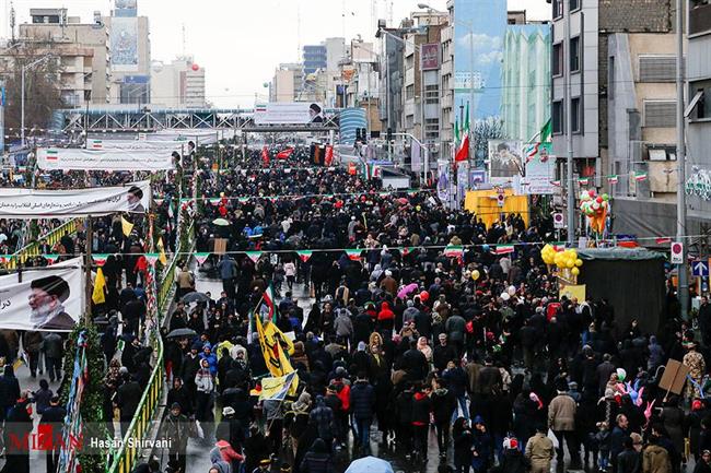 حضور مسئولان و کارکنان دستگاه قضایی فارس در راهپیمایی روز 22 بهمن