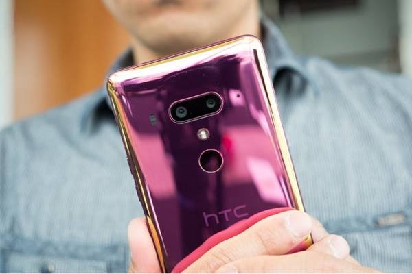 نام HTC روی گوشی‌های دیگر شرکت‌های هندی حک می‌شود