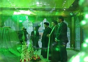 حضور رئیس جدید قوه قضاییه در حرم امام خمینی (ره)