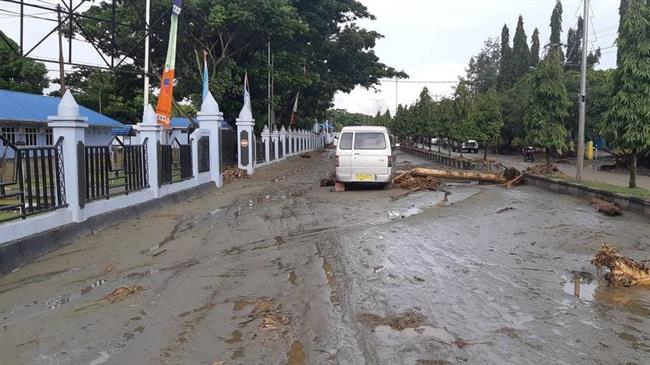 سیل و رانش زمین در اندونزی جان 50 نفر را گرفت/150 منزل مسکونی تخریب شدند