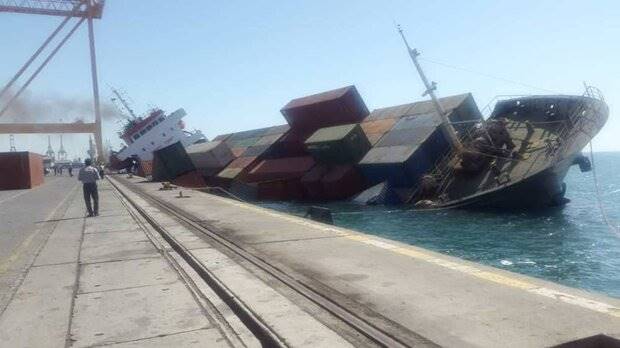 حادثه برای کشتی کانتینری در بندر شهید رجایی +عکس