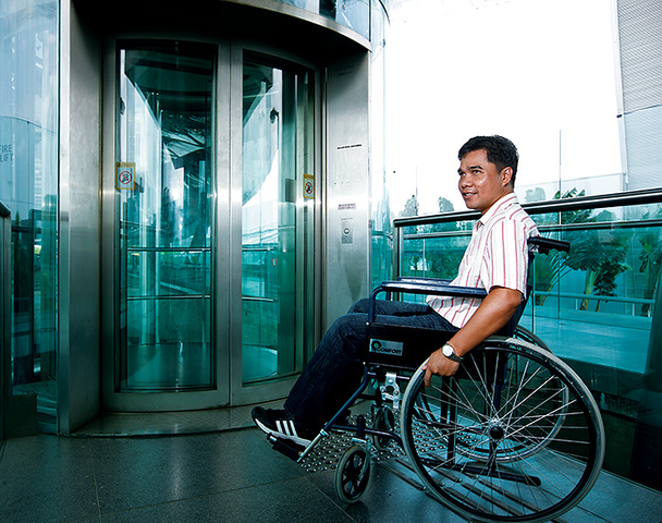 گزارش تاپ/تجهیز نبودن بسیاری از ایستگاه‌های مترو برای معلولین