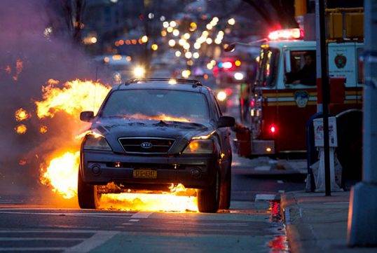 تحقیق از کیا و هیوندای به خاطر آتش‌سوزی خودروها