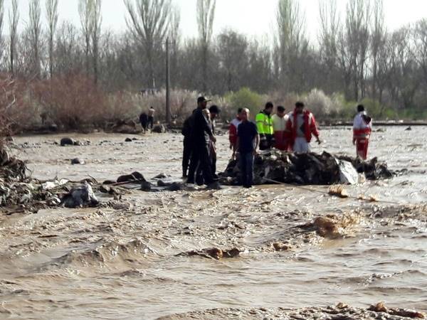 آمادگی کامل استان تهران برای امداد رسانی به استان های سیل زده