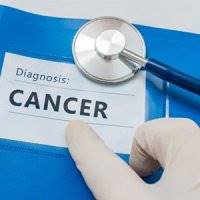 تماس با مواد شیمیایی خطر ابتلا به سرطان حنجره را افزایش می دهد