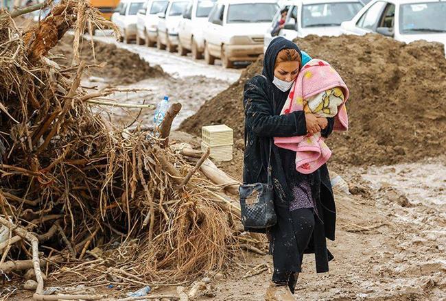 کمک مهربانه به سیل زدگان